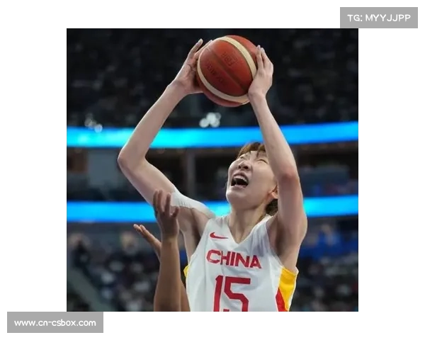 韩旭WNBL赛场盖帽后快速反击，展现全面技术